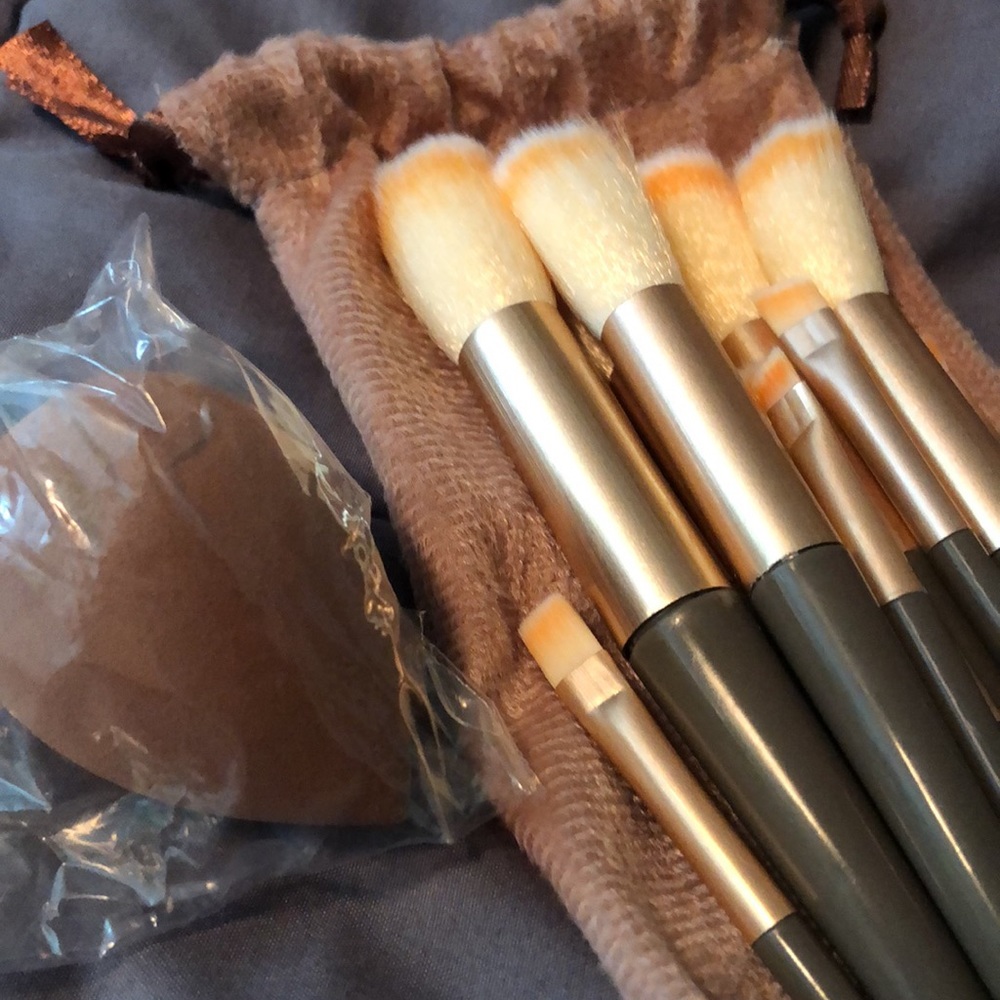 Brand new set of makeup brushes and beauty blender